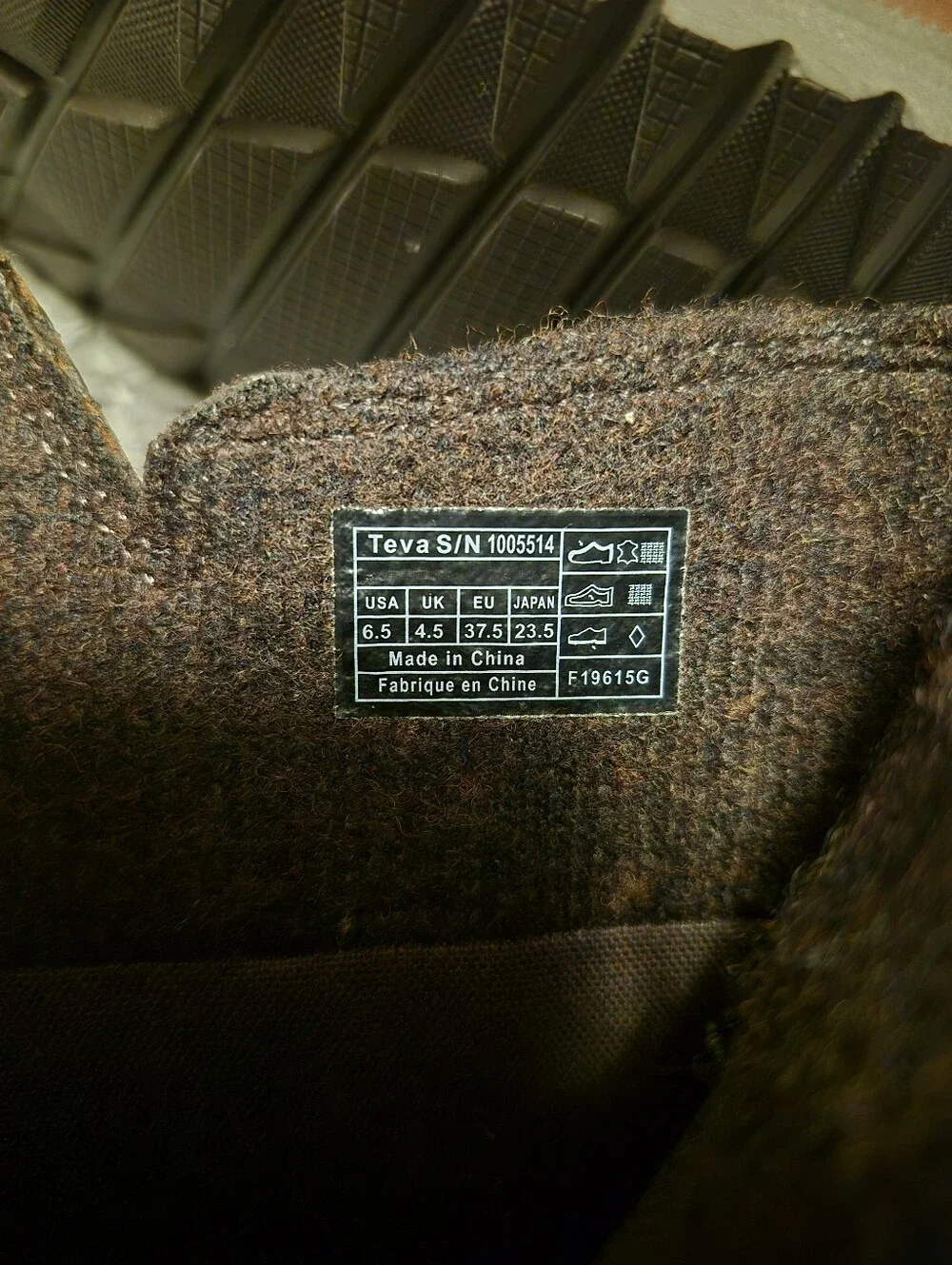 Teva sturdy brown